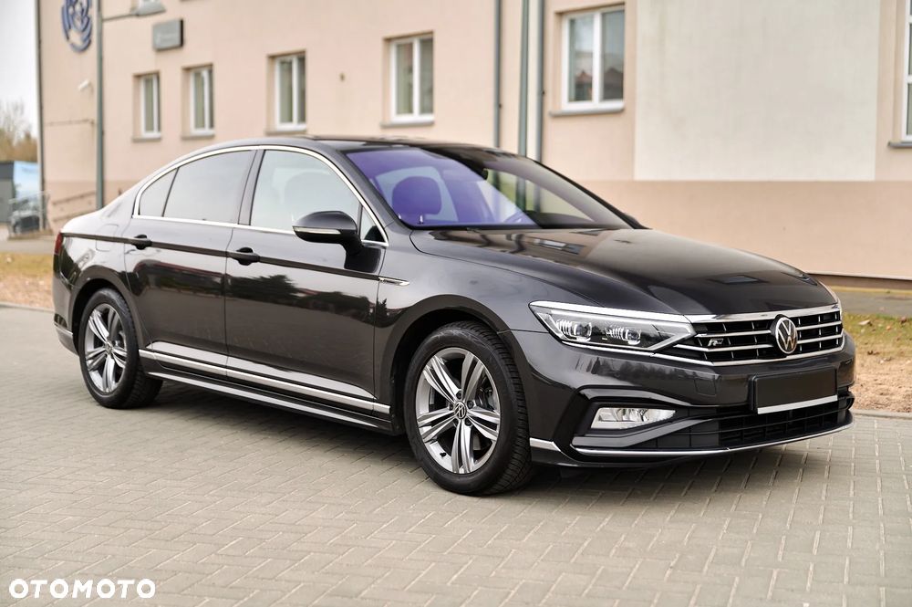 Volkswagen Passat - 19