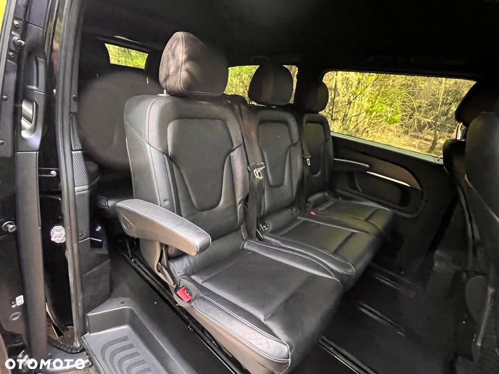 Mercedes-Benz Klasa V 300 d lang 9G-TRONIC Avantgarde - 11