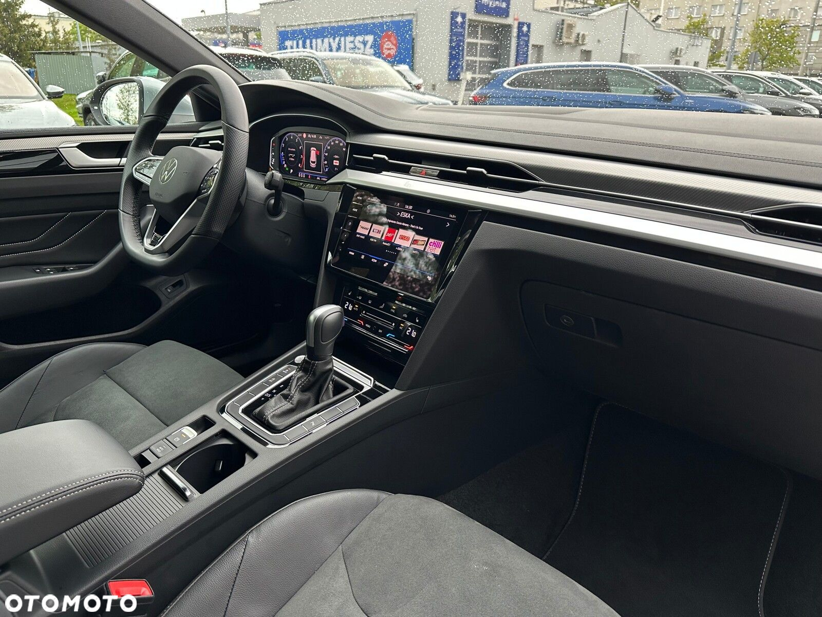 Volkswagen Arteon 2.0 TSI R-Line DSG - 19