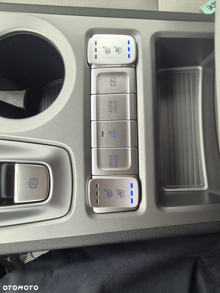 Hyundai Kona - 39