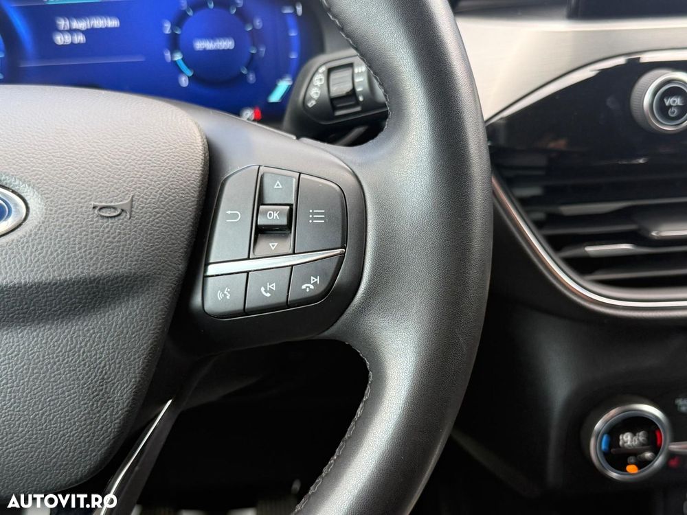 Ford Kuga - 19