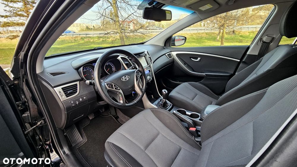 Hyundai i30 1.6 Fifa World Cup Edition - 27