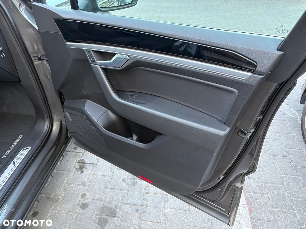 Volkswagen Touareg 3.0 V6 TDI SCR 4Mot - 29
