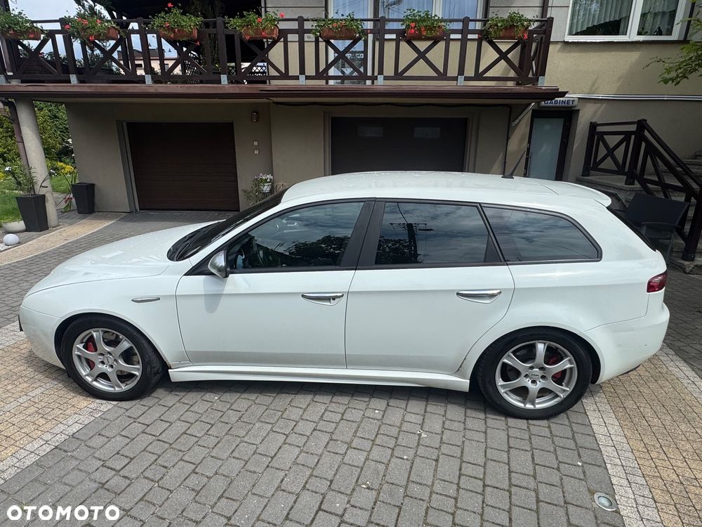 Alfa Romeo 159 2.4 JTDM 20V DPF Q-Tronic ti - 2