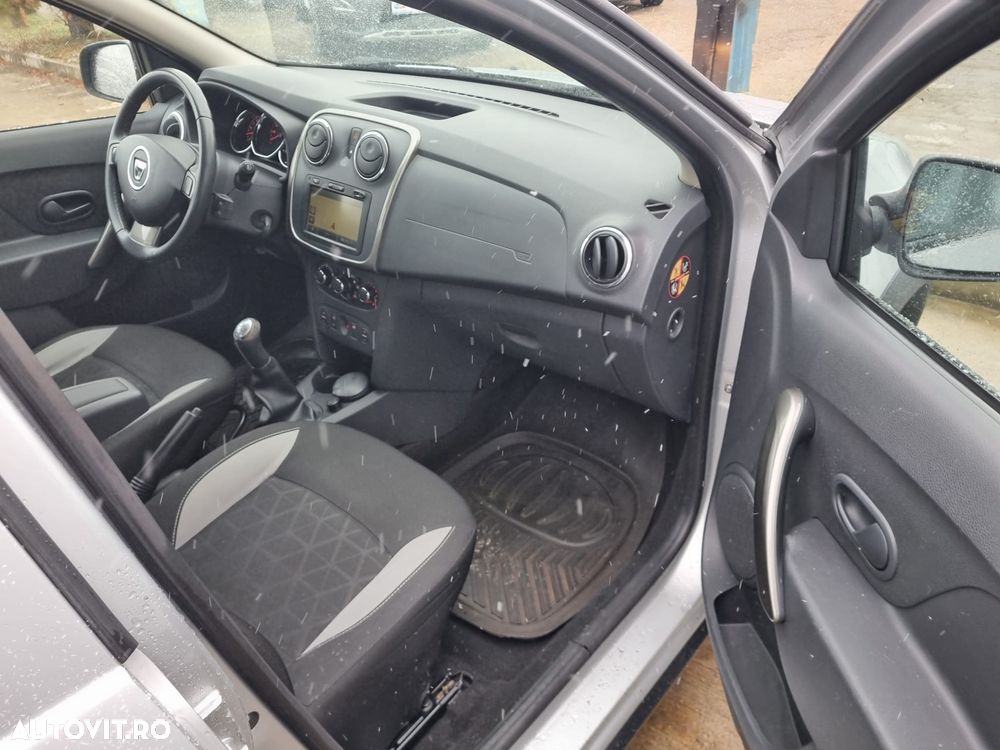 Dacia Sandero Stepway TCe 90 Prestige - 11