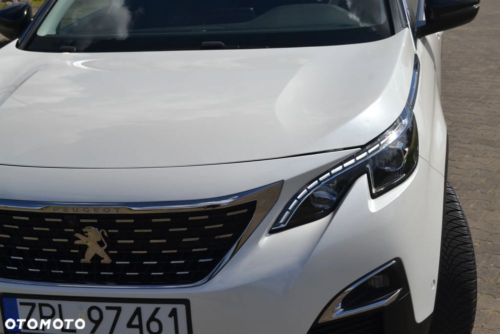 Peugeot 3008 1.2 PureTech GPF Allure S&S EAT8 - 18