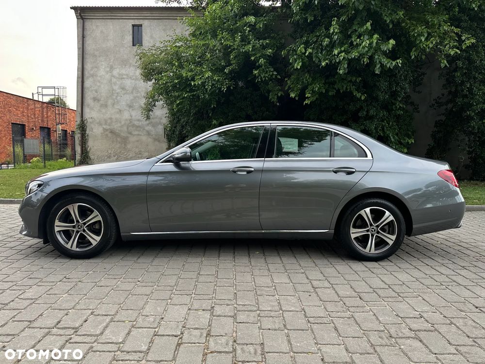 Mercedes-Benz Klasa E 220 d 9G-TRONIC - 2
