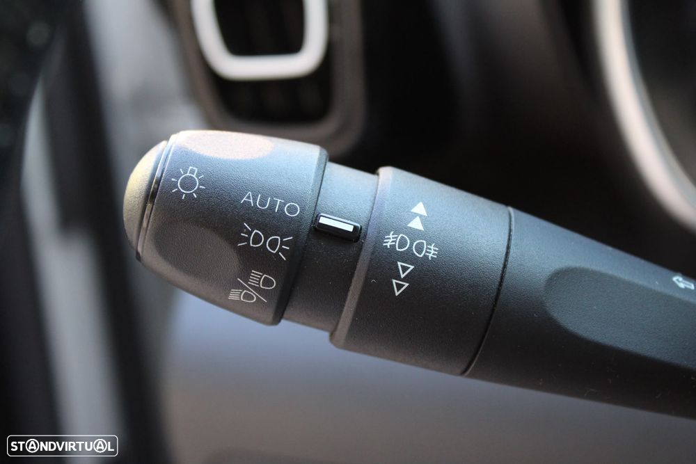 Citroën C3 Aircross 1.2 PureTech Shine EAT6 - 15