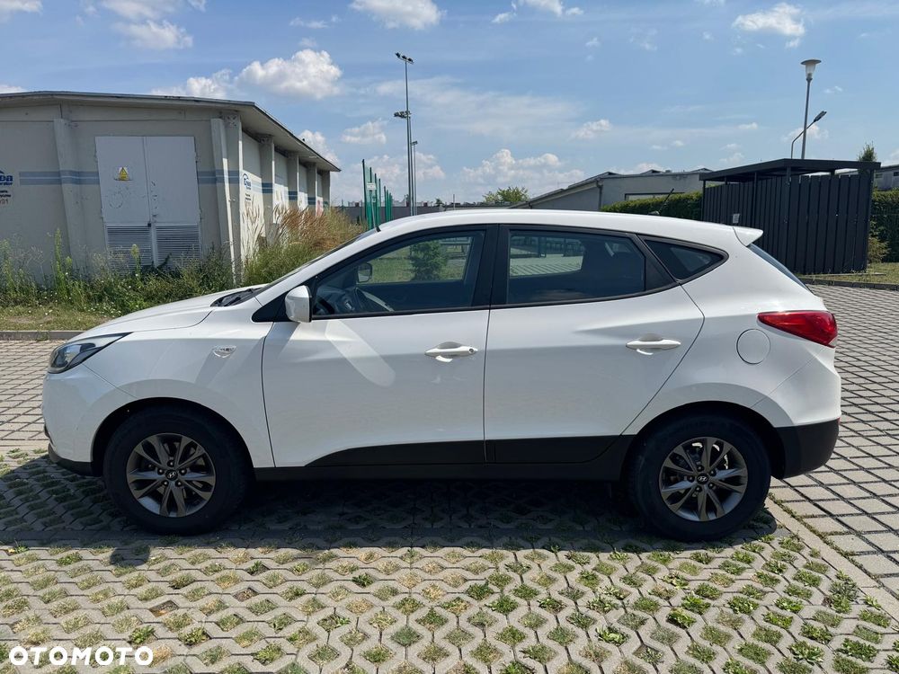 Hyundai ix35 1.6 2WD Fifa World Cup Edition - 4