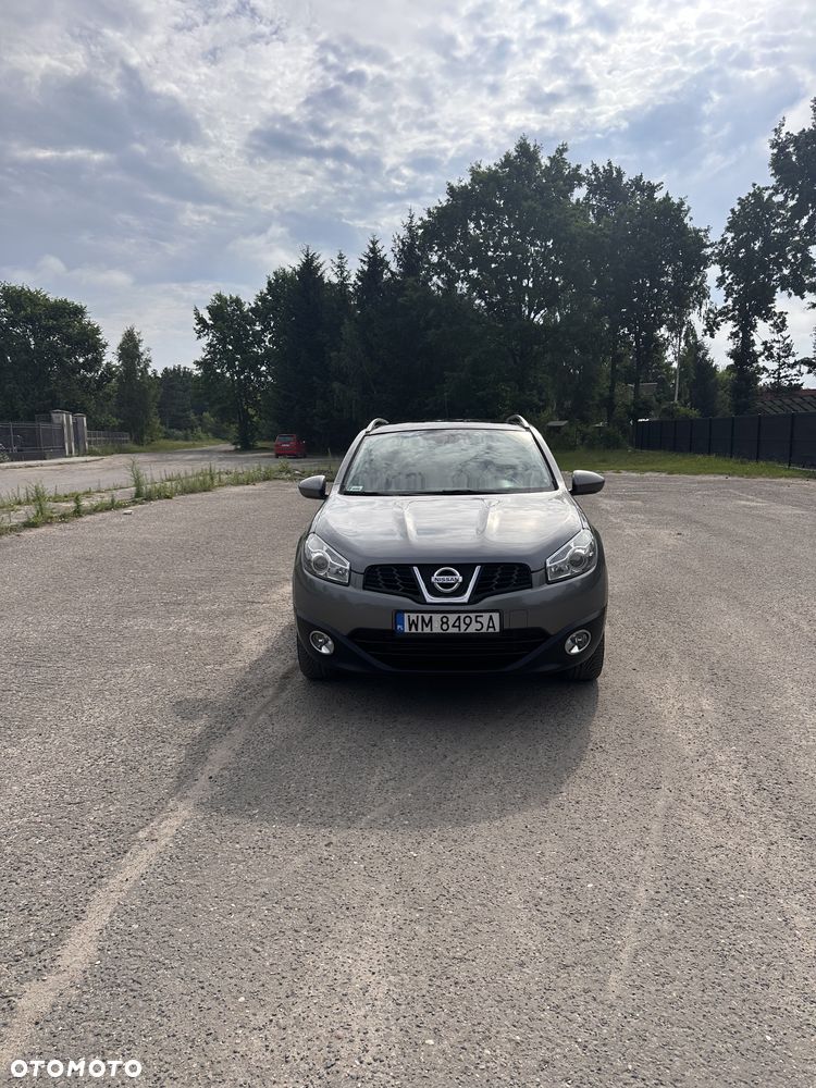 Nissan Qashqai - 2