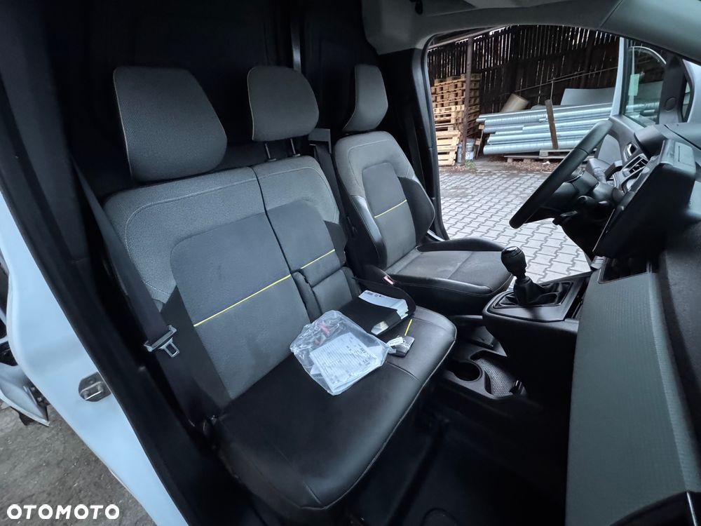 Renault EXPRESS NAWIGACJA KLIMATYZACJA TEMPOMAT ASYSTENT PASA RUCHU SERWISOWANY, 1.5dci - 15