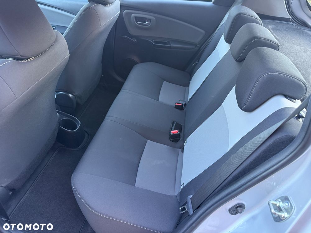 Toyota Yaris 1.5 Premium CVT - 13