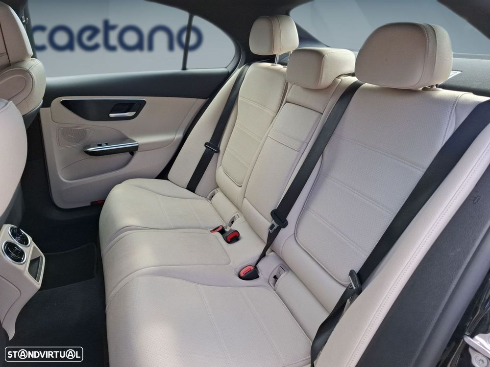 Mercedes-Benz C 300 e Avantgarde - 14