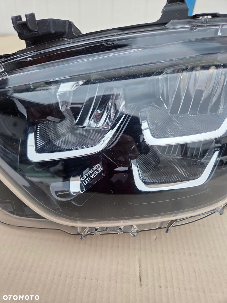 Lampa przednia lewa Full LED Citroen C3 III   9836267180 - 3