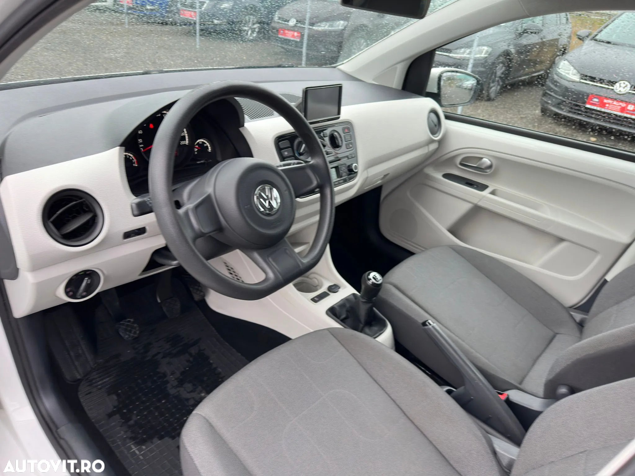 Volkswagen up! 1.0 White - 12