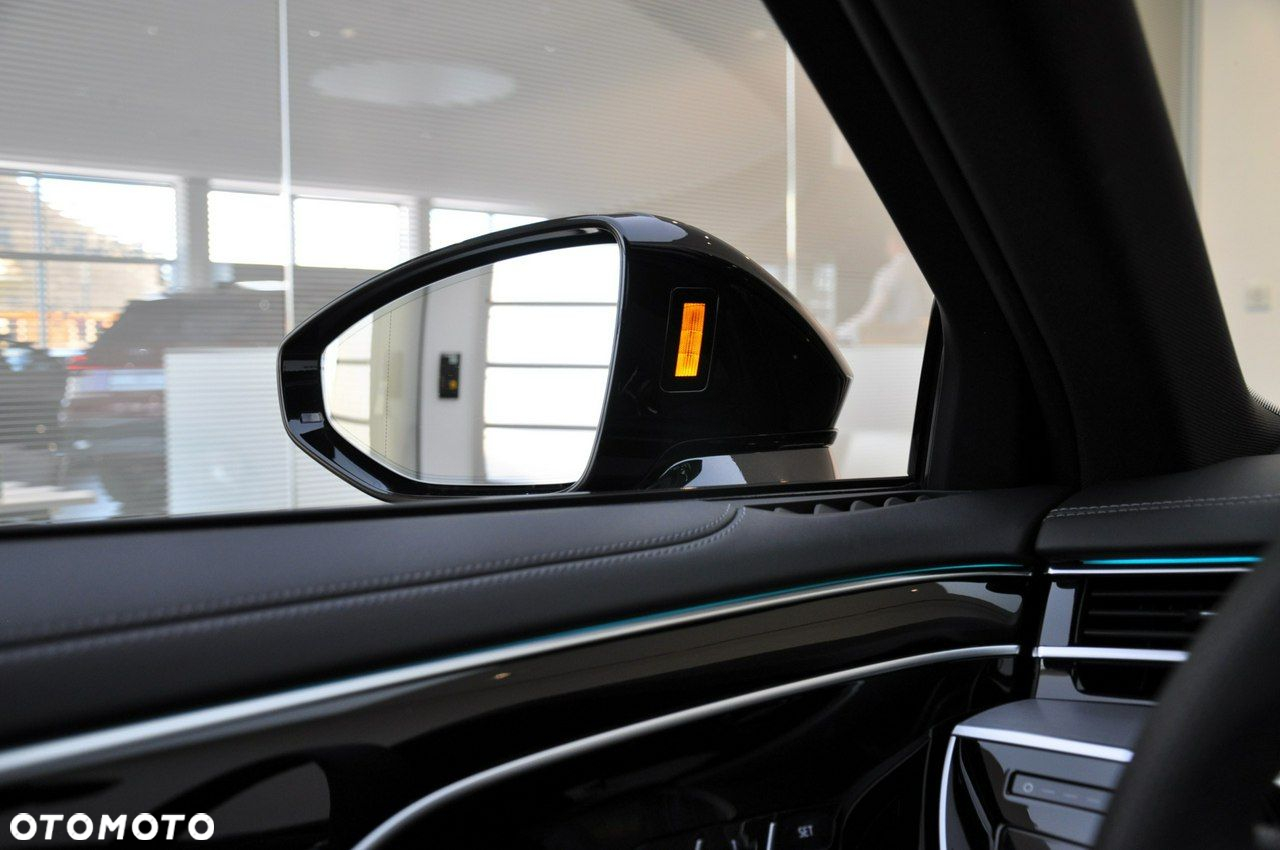 Audi A8 - 15