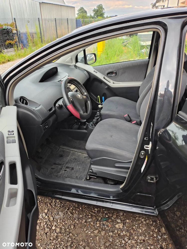 Toyota Yaris 1.33 Luna - 11