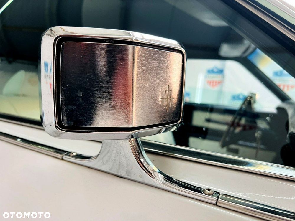 Lincoln Continental - 6