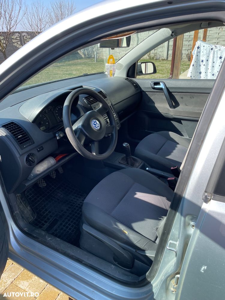 Volkswagen Polo - 5