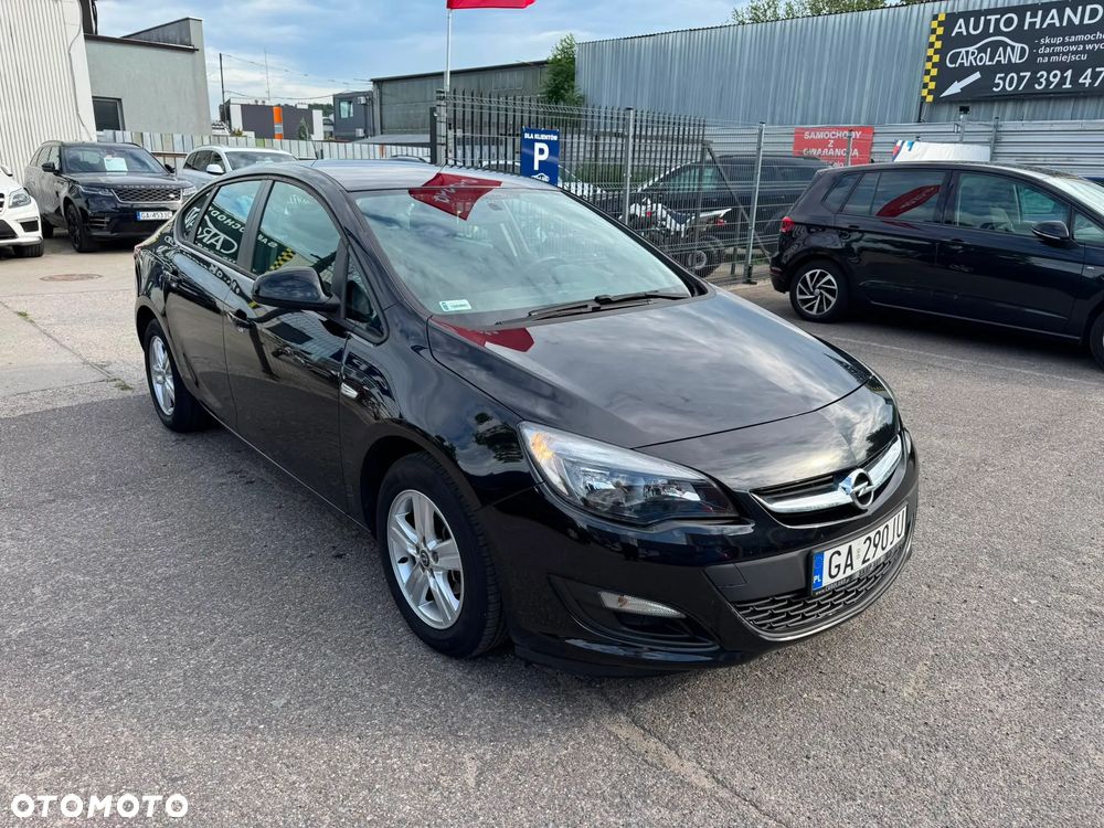 Opel Astra 1.6 Executive - 3