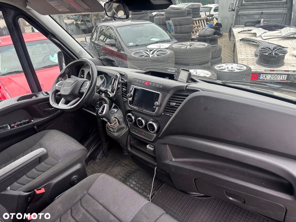 Iveco DAILY - 7
