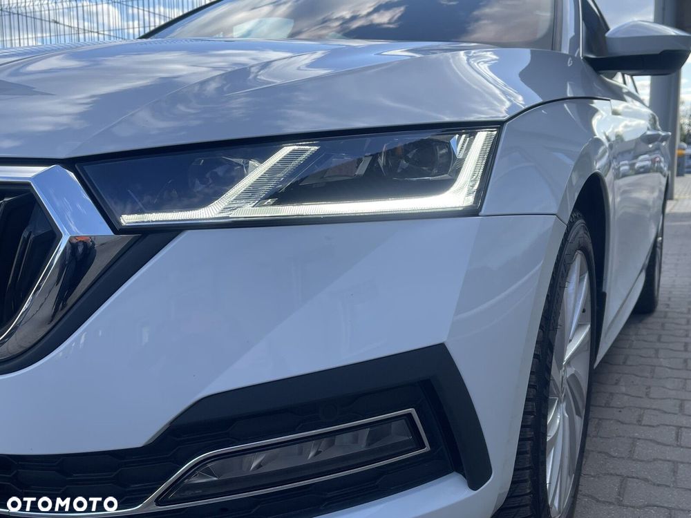Skoda Octavia 2.0 TSI 4x4 Style DSG - 9