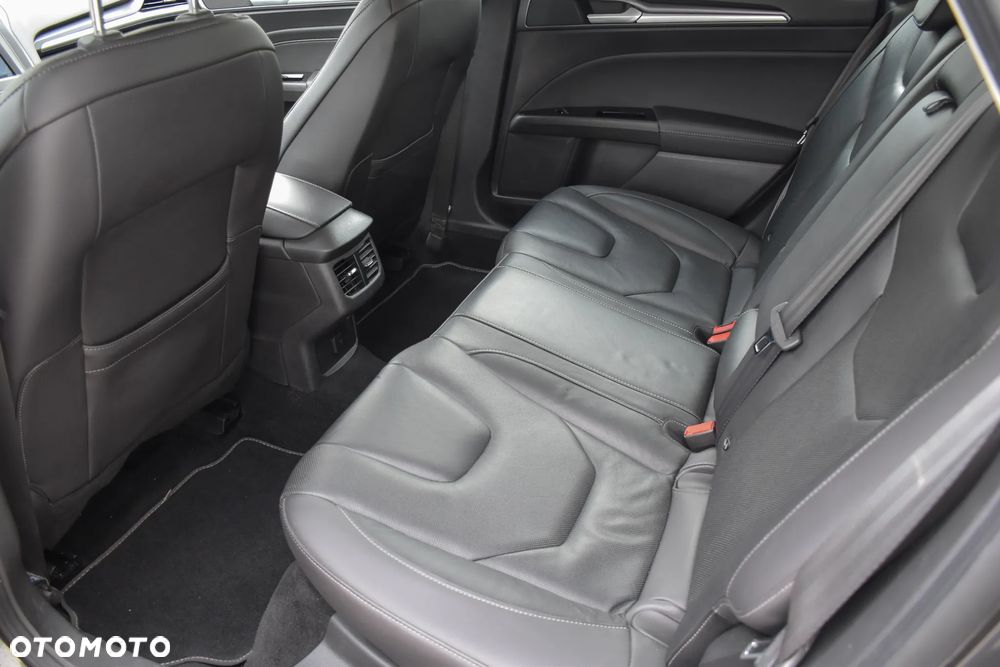 Ford Mondeo 2.0 TDCi Bi-Turbo PowerShift-Aut ST-Line - 34