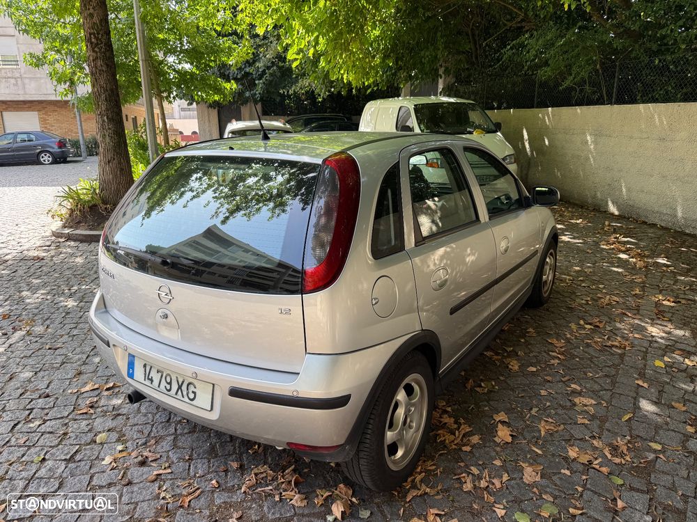 Opel Corsa 1.2 16V Cosmo - 5