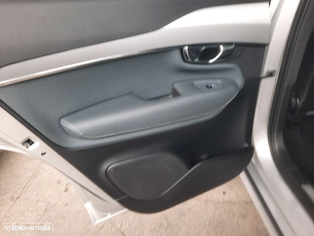 Volvo XC 90 2.0 T8 PHEV Inscription Expression AWD - 52