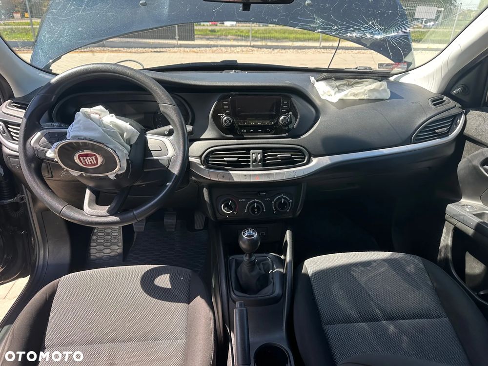 Fiat Tipo - 10