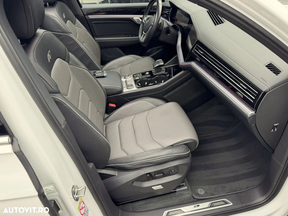 Volkswagen Touareg 3.0 V6 TDI 4Motion DPF Automatik R-Line - 35