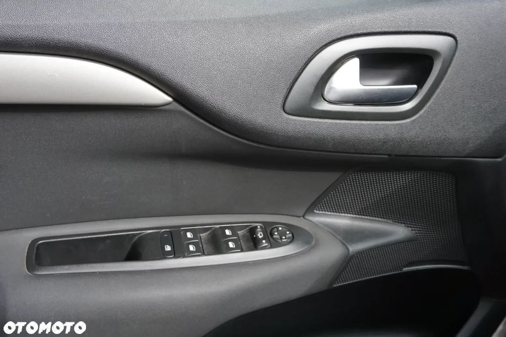 Citroën C4 BlueHDi 100 Selection - 19