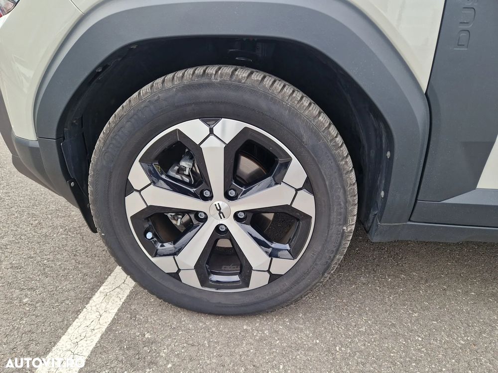 Dacia Duster HEV 140 Journey - 9