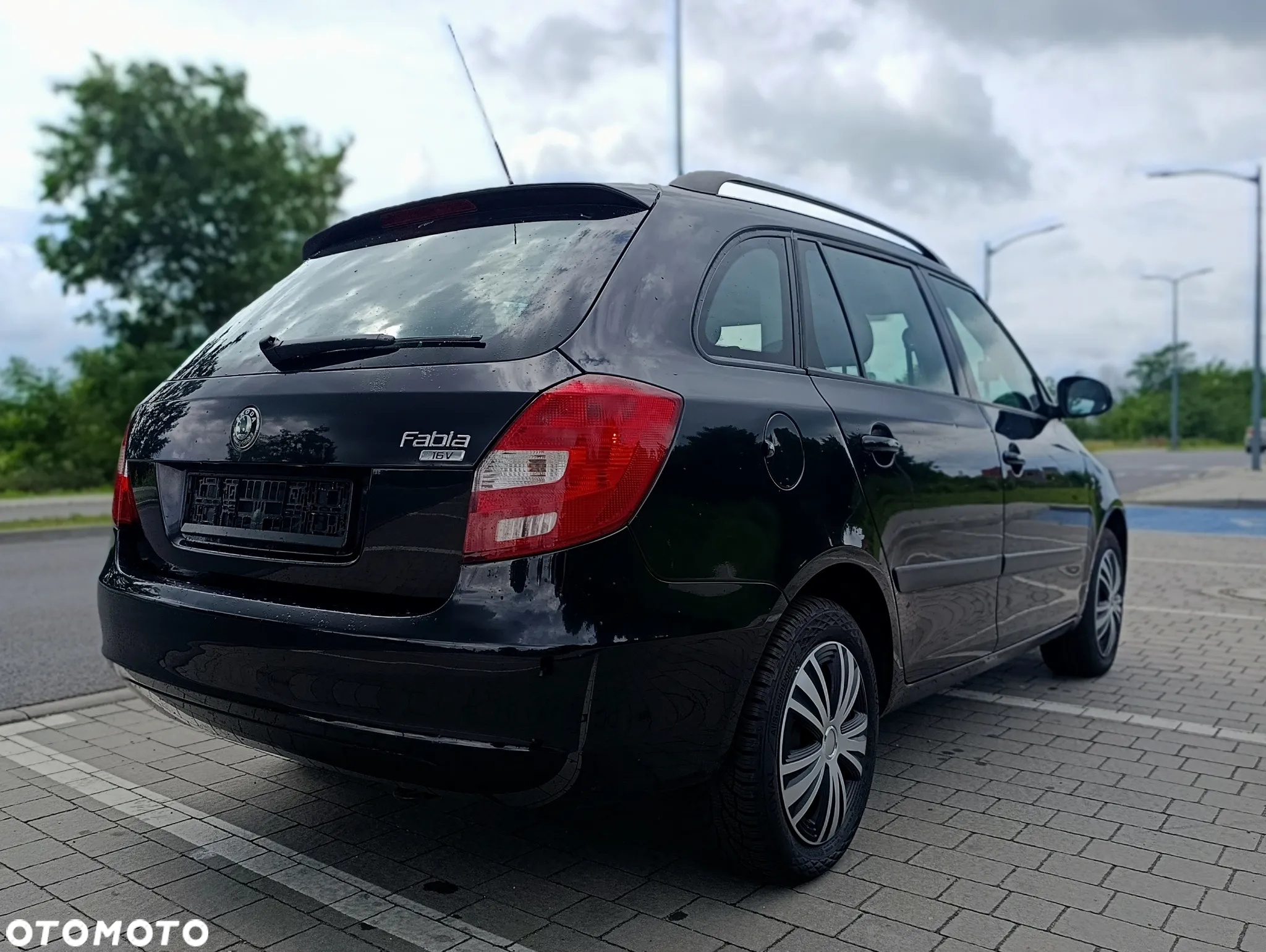Skoda Fabia 1.4 16V Ambiente - 6