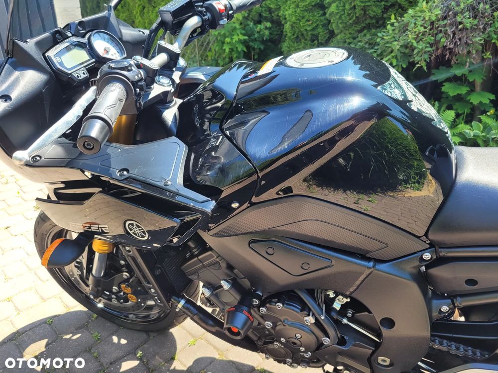 Yamaha FZ8 - 5