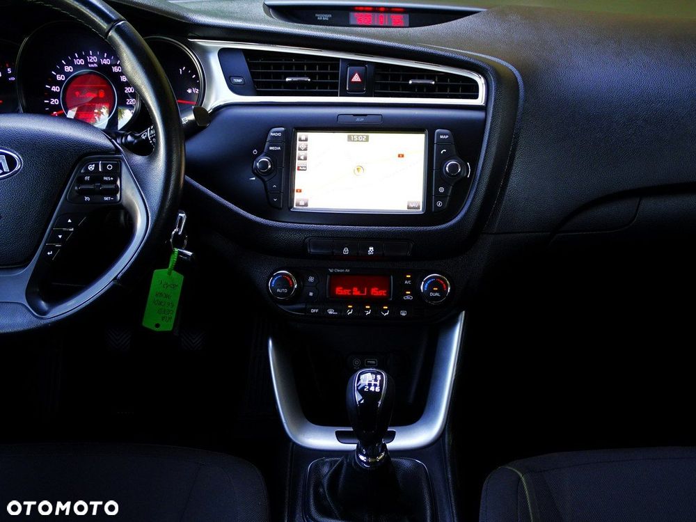 Kia Ceed - 30