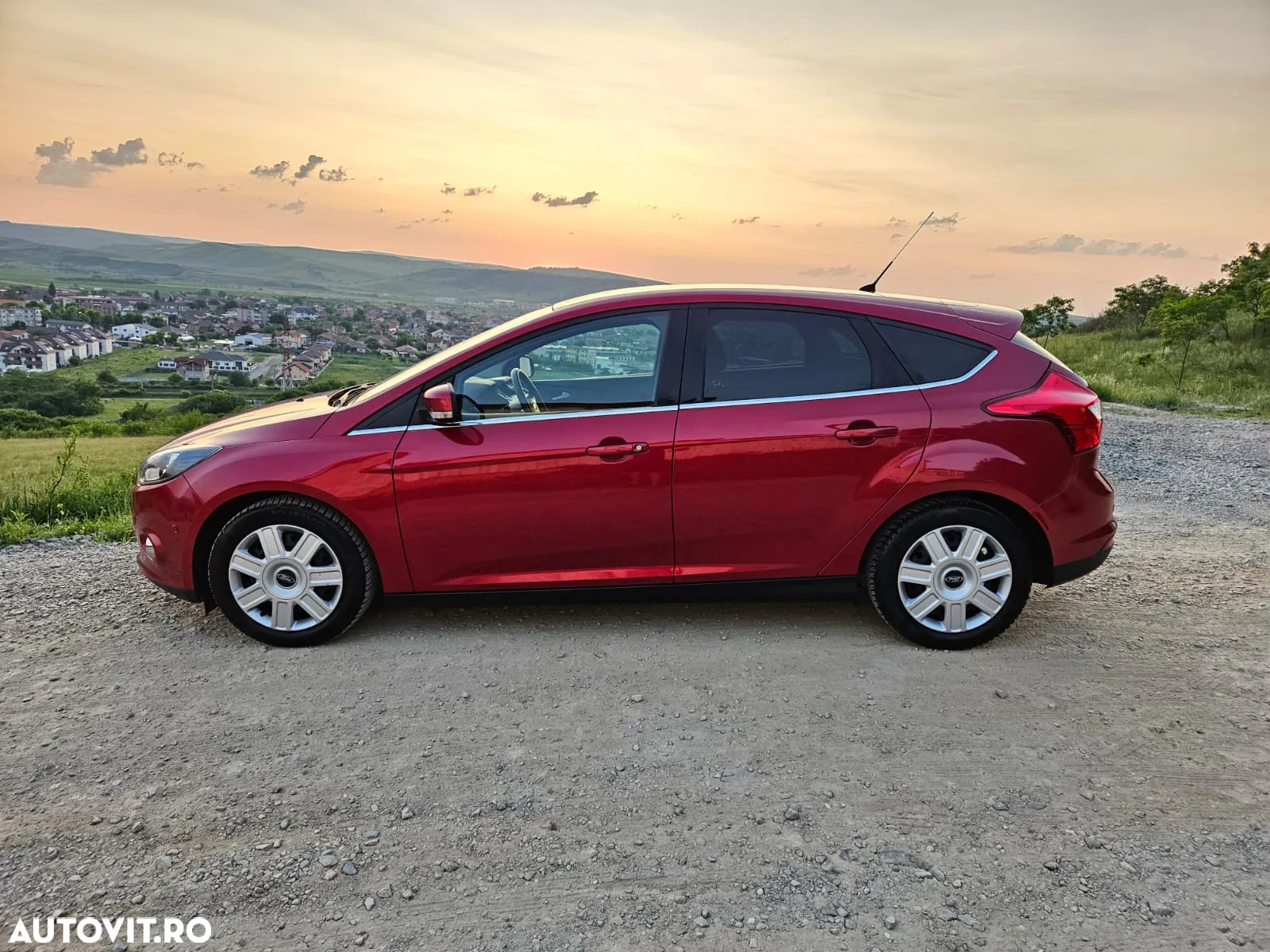 Ford Focus 1.0 EcoBoost Start Stop Titanium - 9