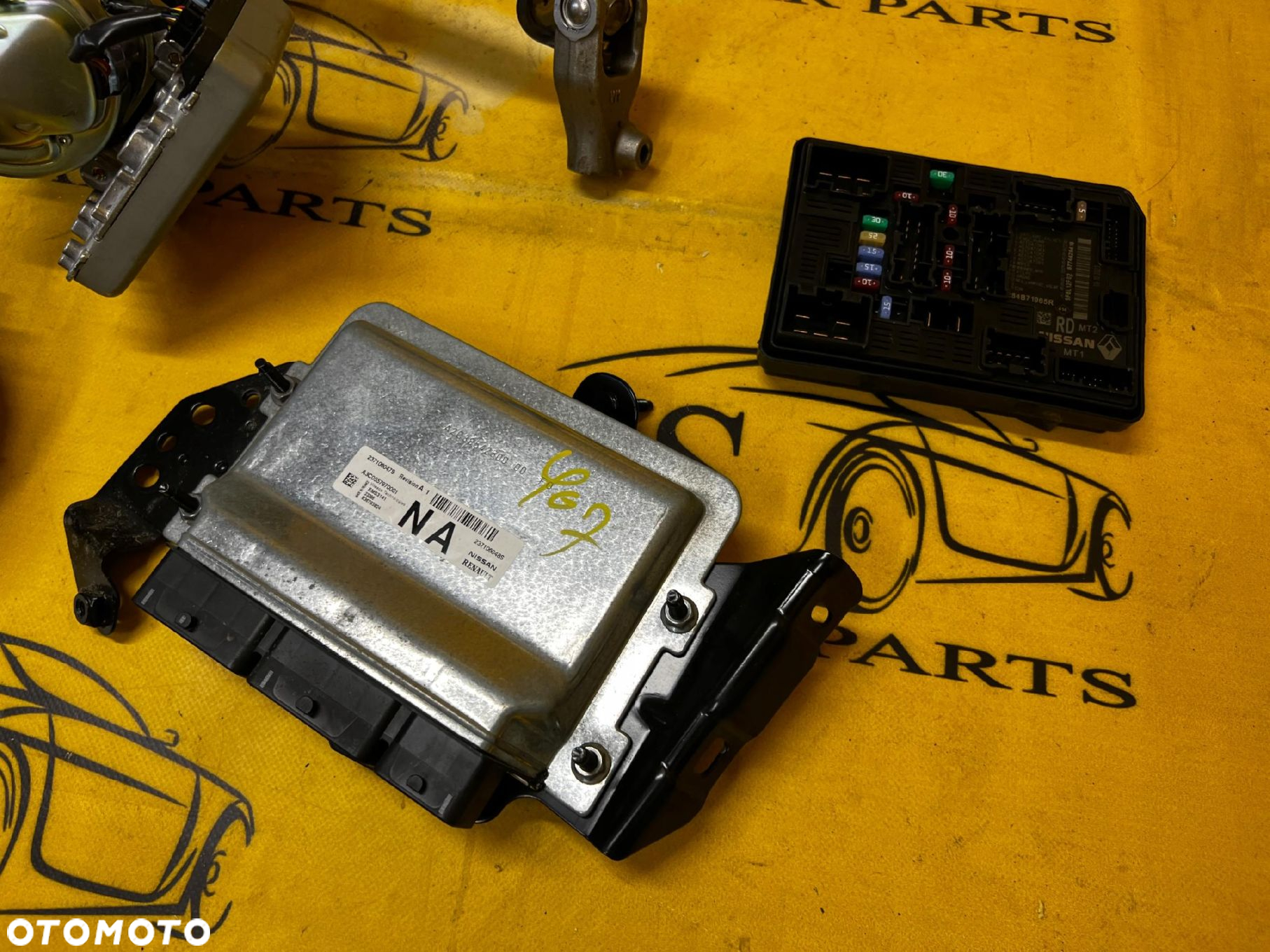 ZESTAW STARTOWY ECU BCM STACYJKA DACIA SANDERO III 2023R 1.0 TCE LPG ECO-G - 2