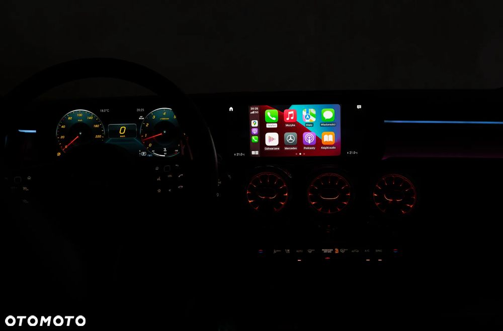 Mercedes-Benz CLA 250 4-Matic AMG Line 7G-DCT - 19