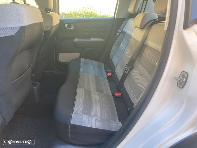 Citroën C3 1.2 PureTech Feel - 29