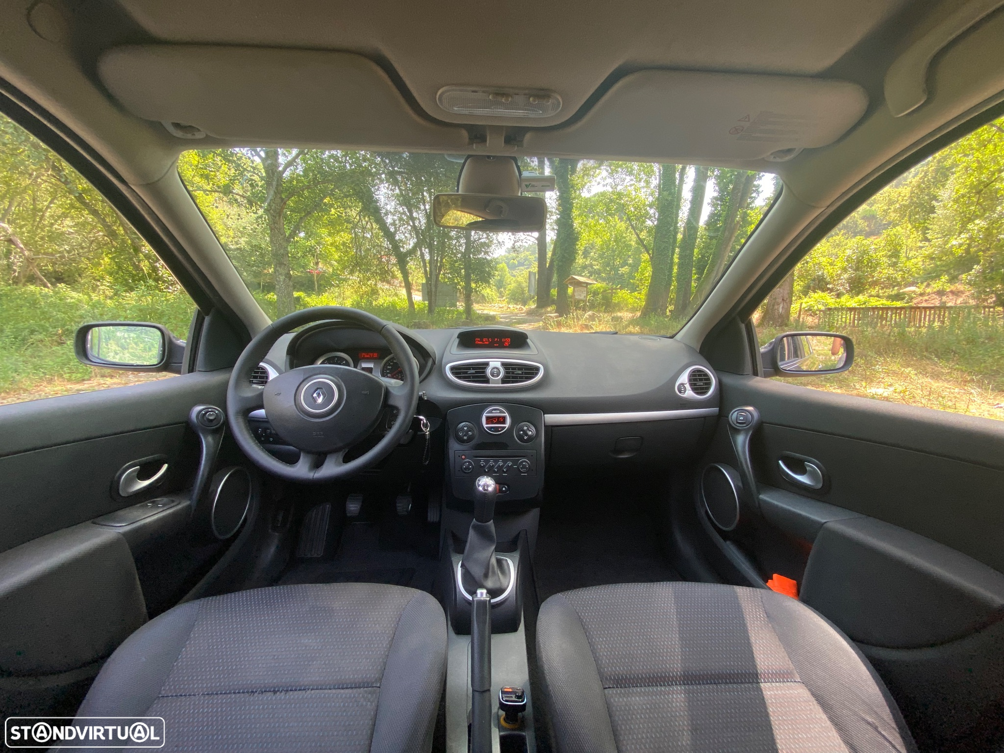 Renault Clio 1.5 dCi Confort - 6
