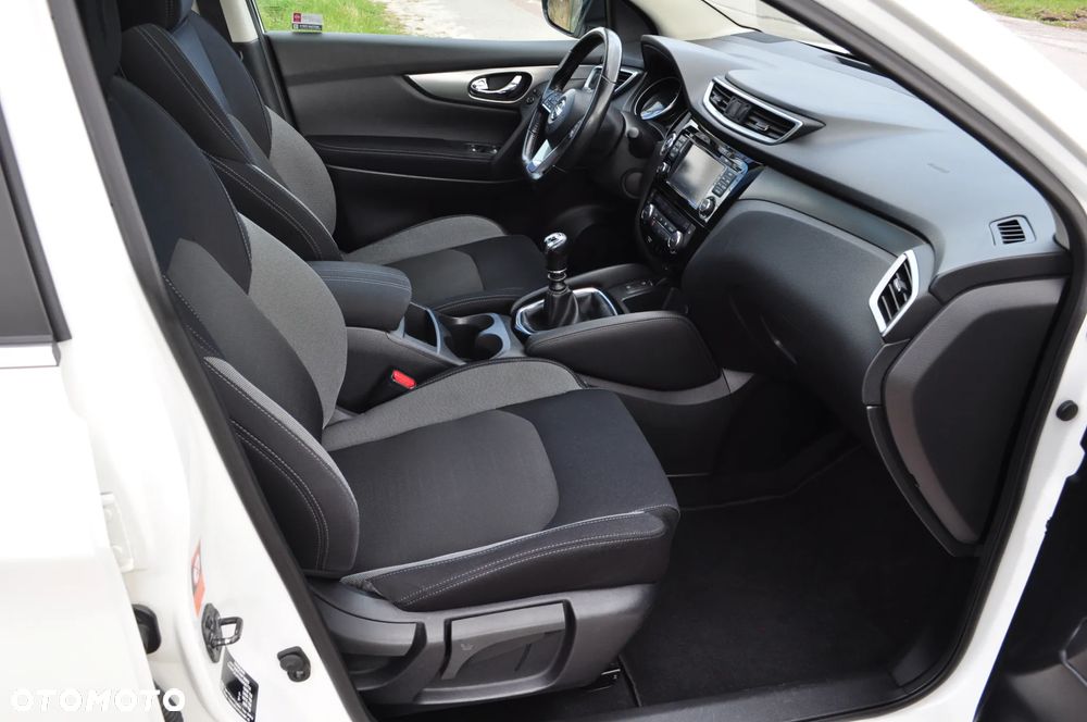 Nissan Qashqai - 11