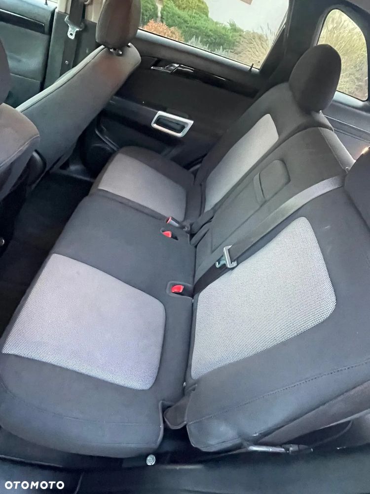 Chevrolet Captiva - 12