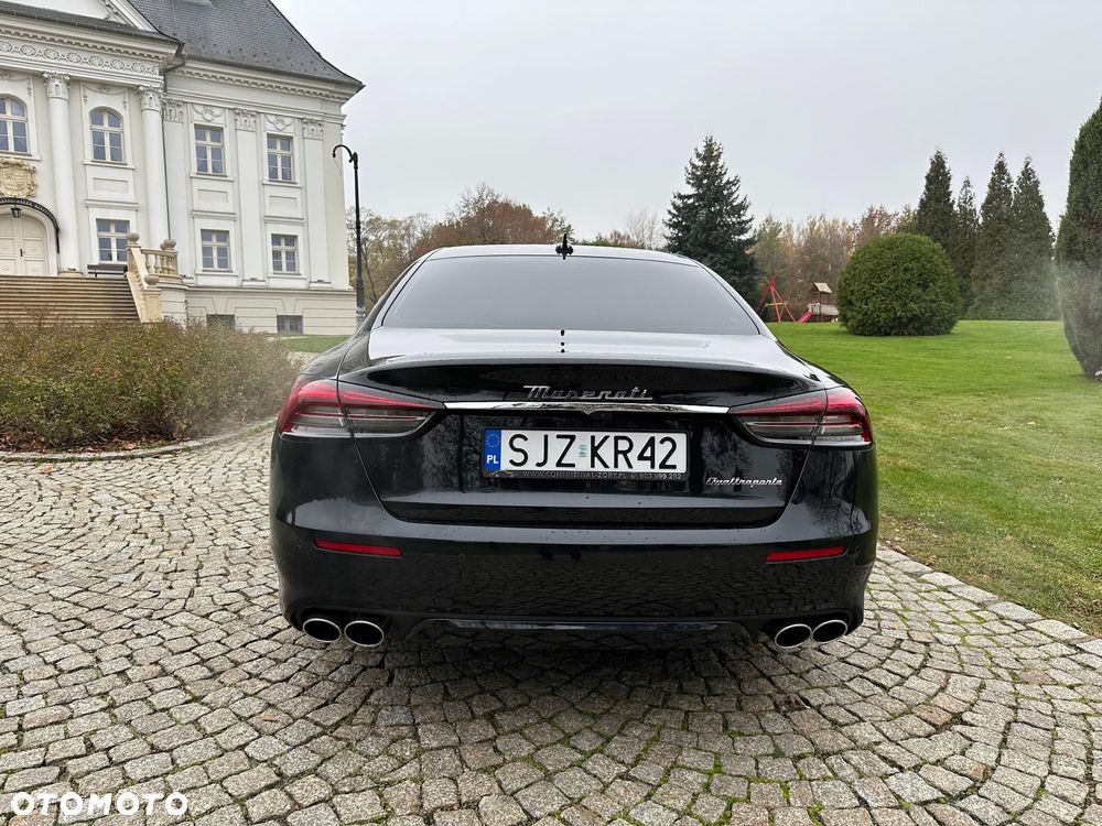 Maserati Quattroporte GT - 6