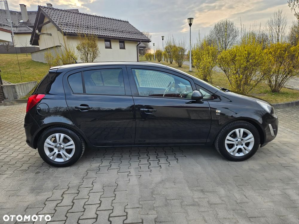 Opel Corsa 1.4 16V Active - 19