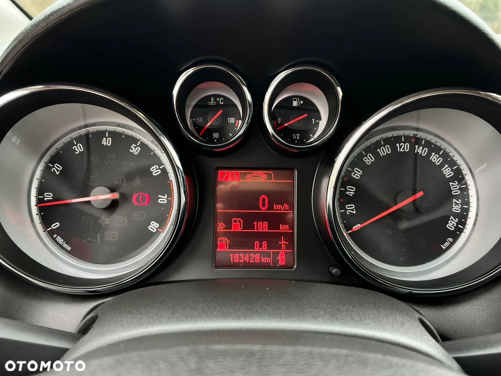 Opel Astra 1.4 Turbo Exklusiv - 21