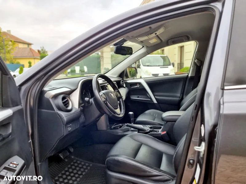 Toyota RAV4 2.5 4x2 Hybrid Executive - 8