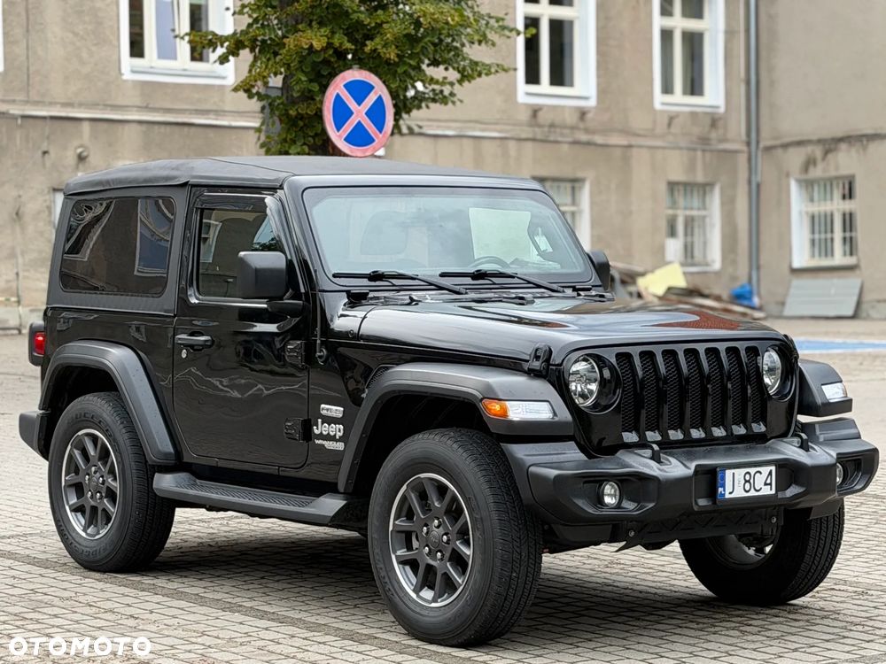 Jeep Wrangler - 11