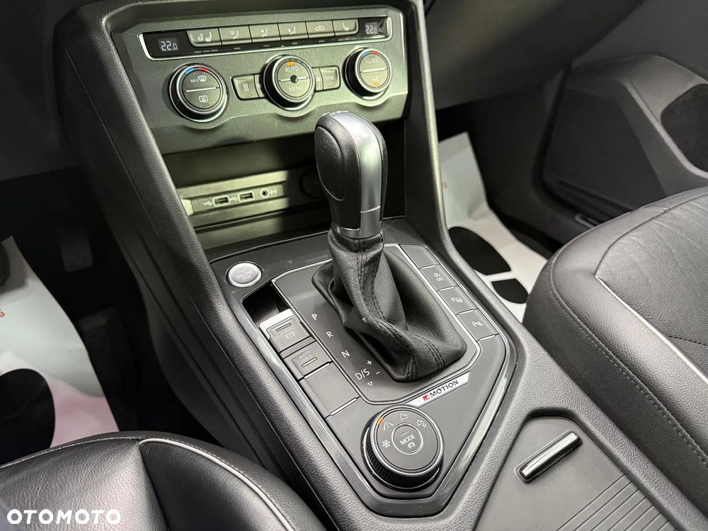 Volkswagen Tiguan 2.0 TDI SCR 4MOTION DSG Highline - 21