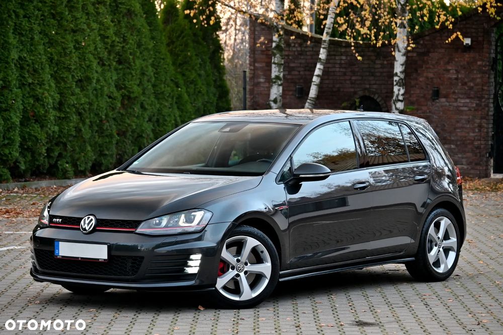 Volkswagen Golf GTI BlueMotion Technology - 12